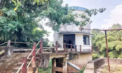 Kerala: पेयजल आपूर्ति करने वाले पंप हाउस में जल स्तर कम Kerala: पेयजल आपूर्ति करने वाले पंप हाउस में जल स्तर कम