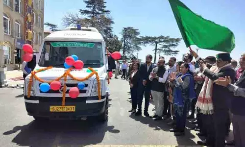 Himachal: स्वास्थ्य सेवा को बढ़ावा देने के लिए ‘केयर ऑन व्हील्स’ पहल शुरू की गई Himachal: स्वास्थ्य सेवा को बढ़ावा देने के लिए ‘केयर ऑन व्हील्स’ पहल शुरू की गई