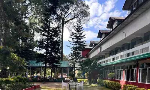 HPTDC के उपेक्षित होटल कांगड़ा की पर्यटन राजधानी के सपने को खतरे में डाल रहे HPTDC के उपेक्षित होटल कांगड़ा की पर्यटन राजधानी के सपने को खतरे में डाल रहे
