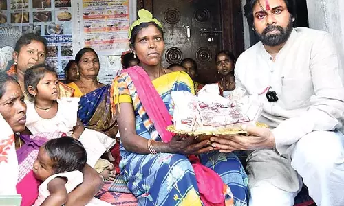 Pawan Kalyan : मान्यम में जंगली माँ का मार्ग