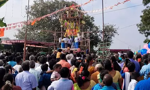Tamil Nadu : उत्तरकोसामंगै कुंभाभिषेकम भगदड़ के दौरान 45 संप्रभु लूटे गए
