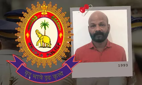 Kerala : बेटी की शिक्षा के लिए जाति प्रमाण पत्र से भगोड़े का भंडाफोड़, 32 साल बाद पकड़ा गया Kerala : बेटी की शिक्षा के लिए जाति प्रमाण पत्र से भगोड़े का भंडाफोड़, 32 साल बाद पकड़ा गया