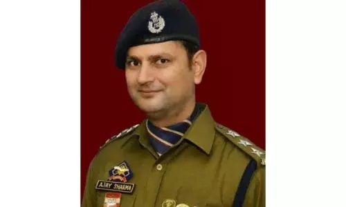 SP साउथ ने पुलिस अधिकारियों के साथ की बैठक