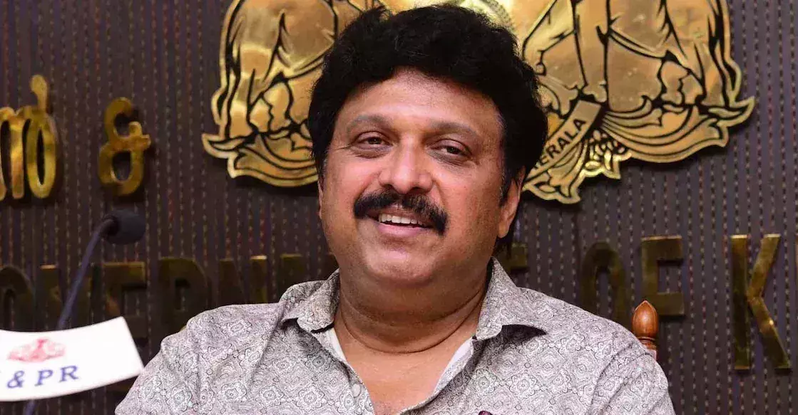 Kerala :   परिवहन मंत्री गणेश कुमार ने कहा, लोगों को सुरेश गोपी को ‘कट’ कहने देना चाहिए