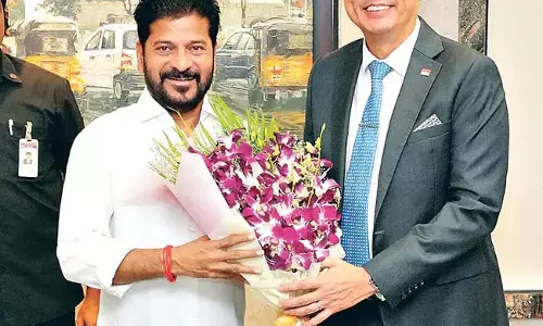 Telangana: सिंगापुर के महावाणिज्यदूत ने मुख्यमंत्री से मुलाकात की Telangana: सिंगापुर के महावाणिज्यदूत ने मुख्यमंत्री से मुलाकात की