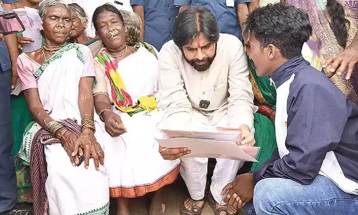 पवन ने आदिवासी क्षेत्रों में बुनियादी सुविधाएं उपलब्ध कराने का संकल्प लिया