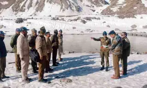 Lahaul की चंद्रा नदी में डूबे झारखंड के युवक की तलाश जारी