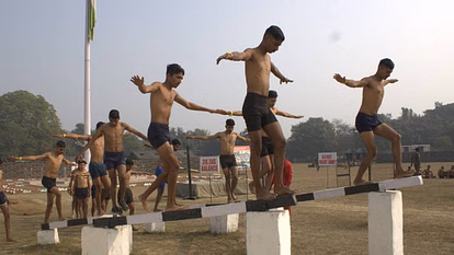 Ambala: अग्निवीर भर्ती के ऑनलाइन आवेदन की अंतिम तिथि बढ़ी, उम्मीदवारों को मिली राहत Ambala: अग्निवीर भर्ती के ऑनलाइन आवेदन की अंतिम तिथि बढ़ी, उम्मीदवारों को मिली राहत