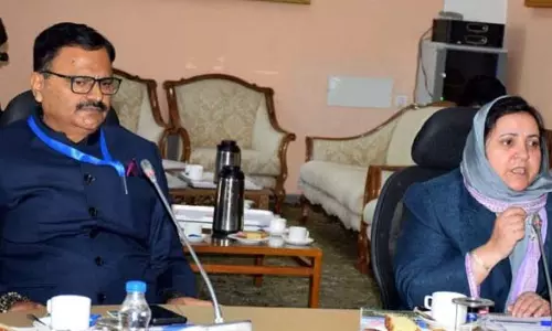 सरकार आरक्षण से जुड़ी चिंताओं को दूर करने के लिए प्रतिबद्ध: Sakeena सरकार आरक्षण से जुड़ी चिंताओं को दूर करने के लिए प्रतिबद्ध: Sakeena