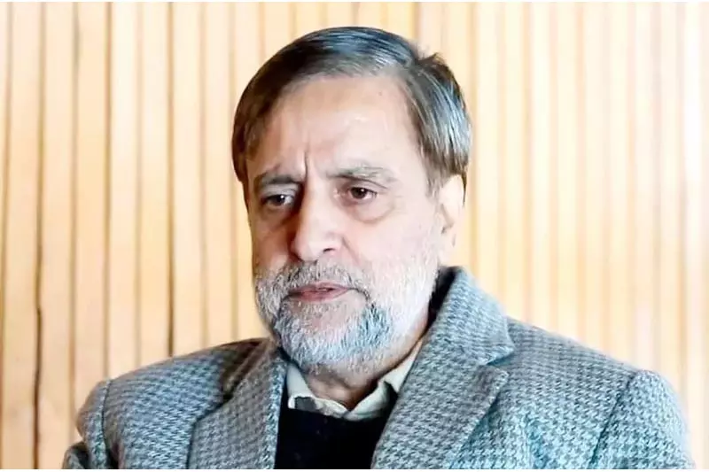 अनंतनाग में विकास कार्यों में तेजी लाएं: Mian Altaf अनंतनाग में विकास कार्यों में तेजी लाएं: Mian Altaf