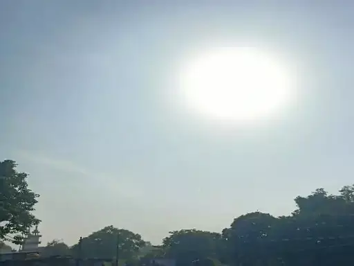 रायपुर, बिलासपुर और जगदलपुर शहर में तापमान ज्यादा रायपुर, बिलासपुर और जगदलपुर शहर में तापमान ज्यादा
