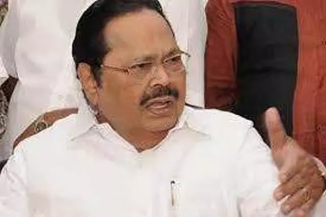 क्या मैं इसे लिखकर विधानसभा में पढ़ सकता हूं?: मंत्री दुरईमुरुगन की टिप्पणी से हंसी फूट पड़ी क्या मैं इसे लिखकर विधानसभा में पढ़ सकता हूं?: मंत्री दुरईमुरुगन की टिप्पणी से हंसी फूट पड़ी