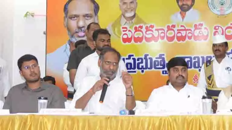 मंत्री ने Andhra में सिंचाई व्यवस्था बहाल करने के लिए त्वरित कार्रवाई के आदेश दिए मंत्री ने Andhra में सिंचाई व्यवस्था बहाल करने के लिए त्वरित कार्रवाई के आदेश दिए