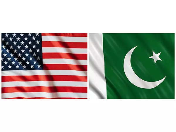 US सरकार ने 15 साल बाद पाकिस्तानी छात्रों के लिए यूजी एक्सचेंज प्रोग्राम बंद कर दिया US सरकार ने 15 साल बाद पाकिस्तानी छात्रों के लिए यूजी एक्सचेंज प्रोग्राम बंद कर दिया