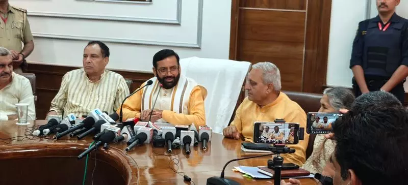 Haryana : मुख्यमंत्री ने प्रधानमंत्री मोदी के हिसार दौरे की तैयारियों की समीक्षा की Haryana : मुख्यमंत्री ने प्रधानमंत्री मोदी के हिसार दौरे की तैयारियों की समीक्षा की