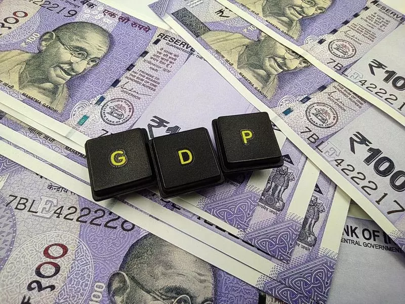 RBI ने वित्त वर्ष 26 के लिए जीडीपी वृद्धि अनुमान घटाकर 6.5 प्रतिशत किया RBI ने वित्त वर्ष 26 के लिए जीडीपी वृद्धि अनुमान घटाकर 6.5 प्रतिशत किया