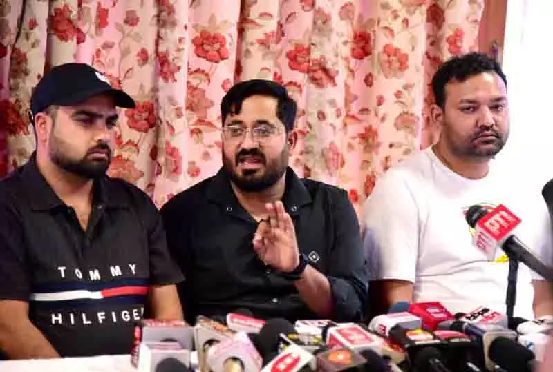 SC के अधिवक्ताओं ने राज्य सरकार को अपना स्वयं का वक्फ बोर्ड बनाने का सुझाव दिया SC के अधिवक्ताओं ने राज्य सरकार को अपना स्वयं का वक्फ बोर्ड बनाने का सुझाव दिया