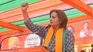 Nagaur: पीड़ित पिता ने लगाई जान देने की कोशिश, ज्योति मिर्धा पर लगाए आरोप Nagaur: पीड़ित पिता ने लगाई जान देने की कोशिश, ज्योति मिर्धा पर लगाए आरोप