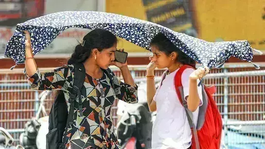 Rajasthan में लू का कहर, बाड़मेर बना देश का सबसे गर्म शहर Rajasthan में लू का कहर, बाड़मेर बना देश का सबसे गर्म शहर