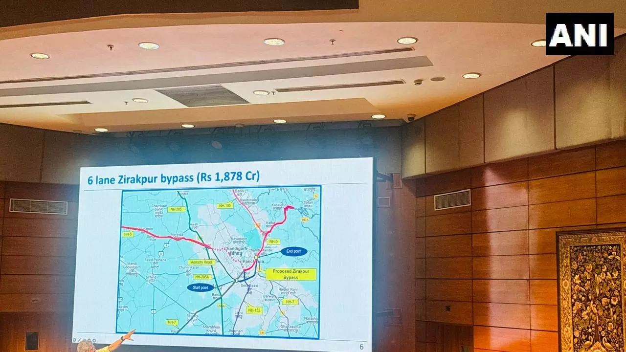 कैबिनेट ने 1,878 करोड़ रुपये की लागत से 6 लेन वाले जीरकपुर बाईपास को दी मंजूरी कैबिनेट ने 1,878 करोड़ रुपये की लागत से 6 लेन वाले जीरकपुर बाईपास को दी मंजूरी