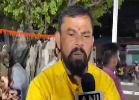 हैदराबाद पुलिस ने रामनवमी जुलूस के आदेश का उल्लंघन करने पर BJP MLA पर मामला दर्ज किया हैदराबाद पुलिस ने रामनवमी जुलूस के आदेश का उल्लंघन करने पर BJP MLA पर मामला दर्ज किया