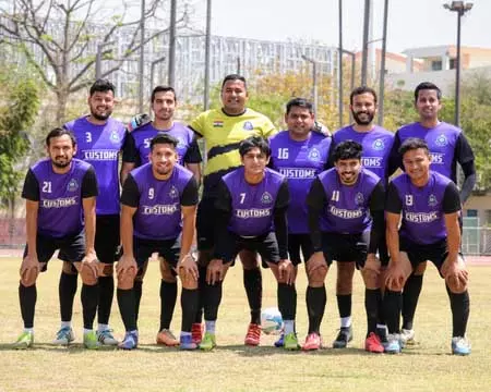 संस्थानिक लीग: कस्टम की जीत से फायदे में रही ईएसआईसी, दोनों सेमीफाइनल में संस्थानिक लीग: कस्टम की जीत से फायदे में रही ईएसआईसी, दोनों सेमीफाइनल में