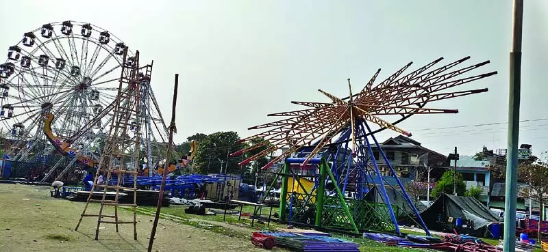 सुजानपुर चौगान में चल रहे मेले की डेडलाइन खत्म सुजानपुर चौगान में चल रहे मेले की डेडलाइन खत्म