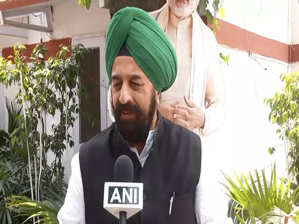 जंगीपुर हिंसा के लिए ममता बनर्जी को जिम्मेदार ठहराया जाना चाहिए, उन्हें जवाब देना चाहिए: RP Singh जंगीपुर हिंसा के लिए ममता बनर्जी को जिम्मेदार ठहराया जाना चाहिए, उन्हें जवाब देना चाहिए: RP Singh