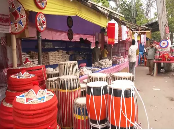 Assam: रोंगाली बिहू उत्सव की तैयारी शुरू Assam: रोंगाली बिहू उत्सव की तैयारी शुरू