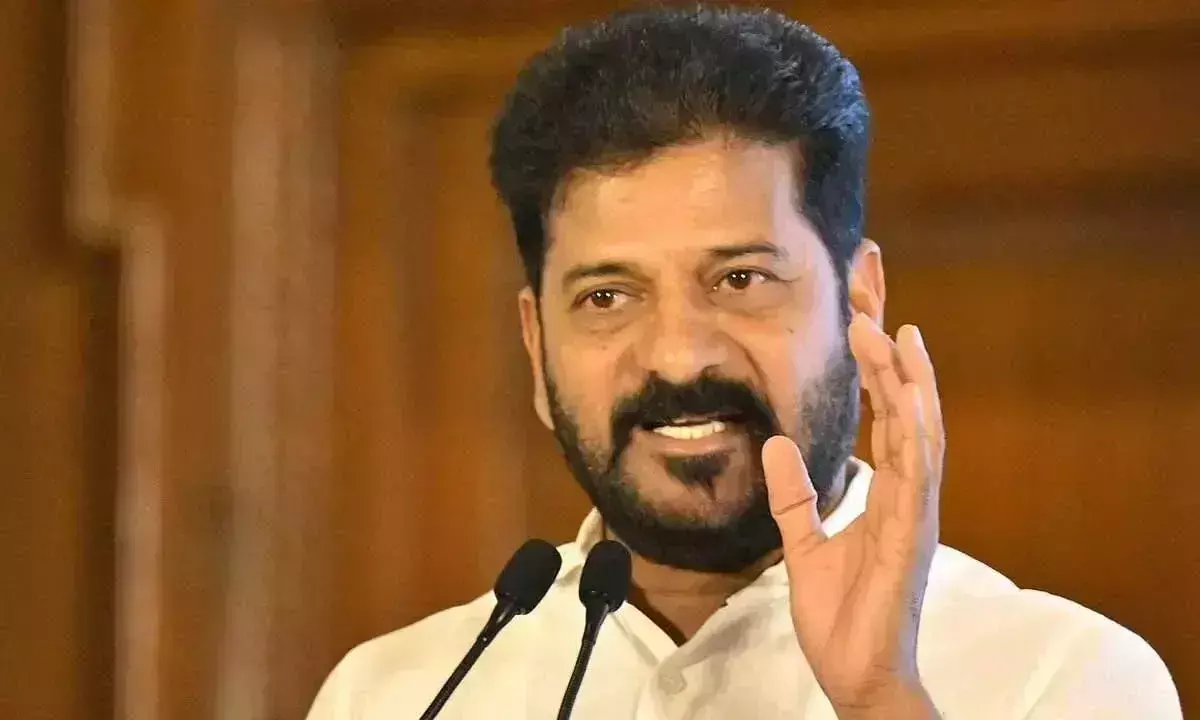 रेवंत ने AICC बैठक में की अहम टिप्पणी: मोदी पर देश को बांटने का आरोप रेवंत ने AICC बैठक में की अहम टिप्पणी: मोदी पर देश को बांटने का आरोप