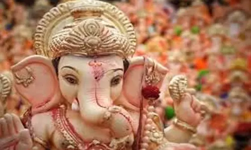 धर्म: सफलता और समृद्धि का वरदान पाने के लिए आज करे भगवान गणेश की पूजा,जाने पूजा विधि, सामग्री, मंत्र जाप और उपाय