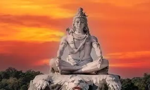 Pradosh Vrat 2025: अप्रैल में इस दिन रखा जाएगा हिंदू नववर्ष का पहला प्रदोष व्रत, यहां जानें पूजा का शुभ मुहूर्त Pradosh Vrat 2025: अप्रैल में इस दिन रखा जाएगा हिंदू नववर्ष का पहला प्रदोष व्रत, यहां जानें पूजा का शुभ मुहूर्त