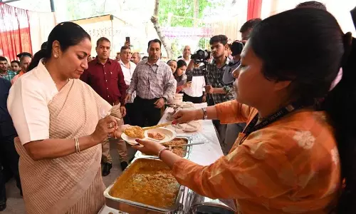मुख्यमंत्री ने बुनियादी ढांचा परियोजनाओं का अनावरण, झुग्गीवासियों के कल्याण का जताया संकल्प