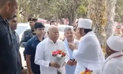 भारत ने विकास के लिए प्रकृति का दोहन नहीं किया : मोहन भागवत भारत ने विकास के लिए प्रकृति का दोहन नहीं किया : मोहन भागवत