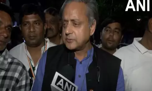 टैरिफ ने पूरी दुनिया को हिलाकर रख दिया है: कांग्रेस सांसद Shashi Tharoor टैरिफ ने पूरी दुनिया को हिलाकर रख दिया है: कांग्रेस सांसद Shashi Tharoor