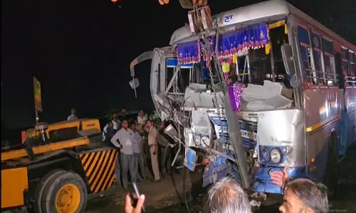 Haryana : बस और हाइड्रा क्रेन के बीच भीषण टक्कर, कई लोग घायल