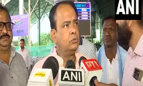 Jharkhand मंत्री ने वक्फ विधेयक पारित होने पर केंद्र पर निशाना साधा Jharkhand मंत्री ने वक्फ विधेयक पारित होने पर केंद्र पर निशाना साधा