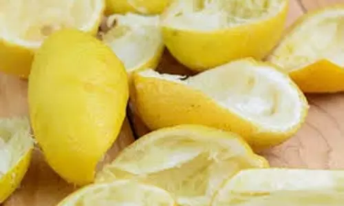 Lemon Peel reuse tips :नींबू के छिलकों को फेंकने की न करें गलती, इन 6 तरीकों से इन्हें करें फिर से यूज