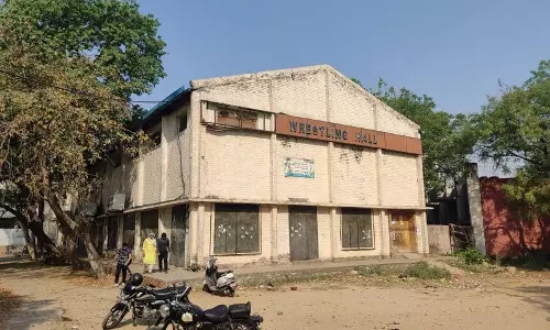 Haryana : खेल जिले में ढहती बुनियादी संरचना का सच Haryana : खेल जिले में ढहती बुनियादी संरचना का सच