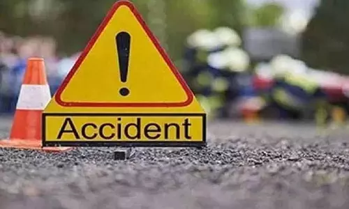 Panvel : कलंबोली सर्कल पर स्कूटर से गिरकर महिला की मौत, ट्रक ने कुचला