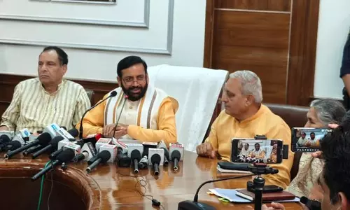 Haryana : मुख्यमंत्री ने प्रधानमंत्री मोदी के हिसार दौरे की तैयारियों की समीक्षा की Haryana : मुख्यमंत्री ने प्रधानमंत्री मोदी के हिसार दौरे की तैयारियों की समीक्षा की