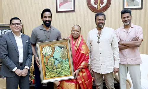 प्रभु देवा, विष्णु मांचू ने फिल्म कन्नप्पा के प्रचार के लिए CM Yogi से मुलाकात की