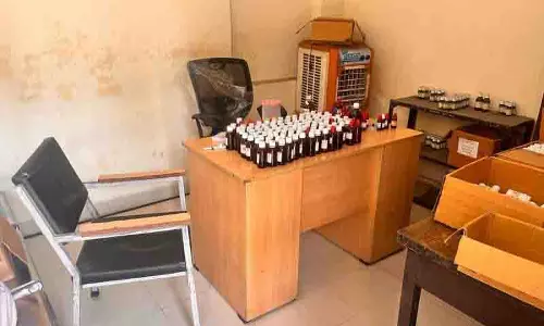 Punjab: डिस्पेंसरियों में स्टाफ की कमी Punjab: डिस्पेंसरियों में स्टाफ की कमी