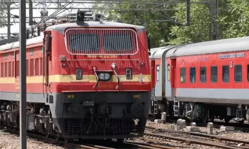 Lucknow: धनबाद और गोमो स्टेशन से गुजरने वाली ये ट्रेनें 18 अप्रैल से रहेंगी रद्द