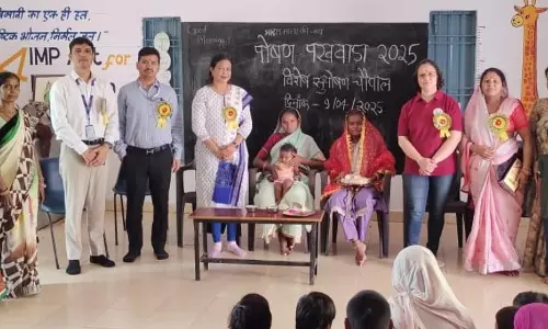 सुपोषण चौपाल, मोहल्लों में जाकर हाथ धुलाई का प्रदर्शन