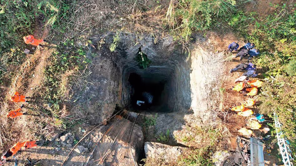 Assam : कोयला खदान में हुई मौतों के मामले में भाजपा नेता की पत्नी के खिलाफ एफआईआर दर्ज Assam : कोयला खदान में हुई मौतों के मामले में भाजपा नेता की पत्नी के खिलाफ एफआईआर दर्ज