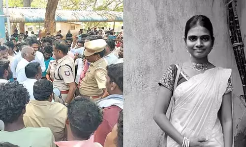 भाई गिरफ्तार: बहन ने थाने के सामने जहर खाकर जान दी भाई गिरफ्तार: बहन ने थाने के सामने जहर खाकर जान दी