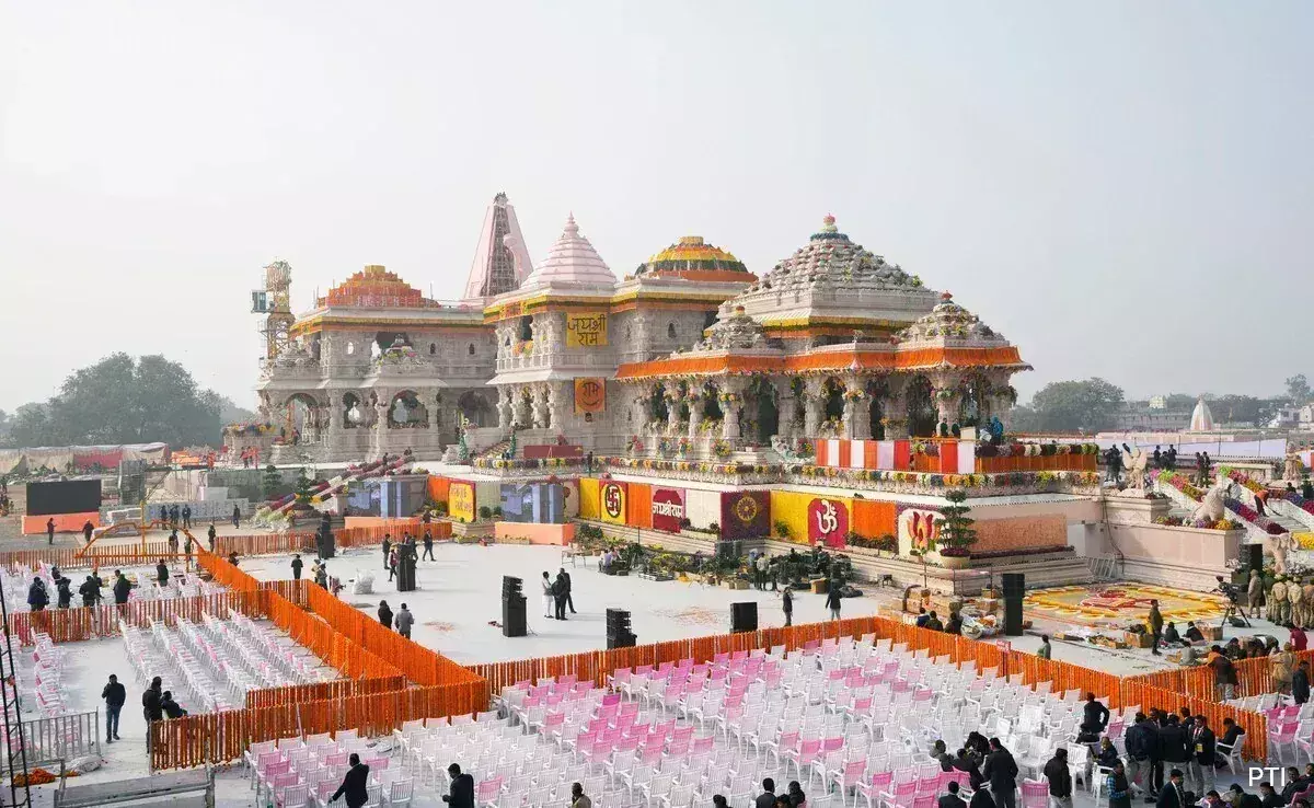 Ayodhya: अयोध्या राम मंदिर में होंगे छह नए देवालय, चंपत राय का बड़ा ऐलान Ayodhya: अयोध्या राम मंदिर में होंगे छह नए देवालय, चंपत राय का बड़ा ऐलान