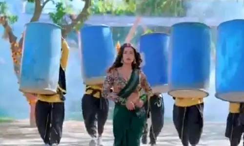 नीला ड्रम...चर्चित सौरभ हत्याकांड पर बना दिया भोजपुरी गाना नीला ड्रम...चर्चित सौरभ हत्याकांड पर बना दिया भोजपुरी गाना