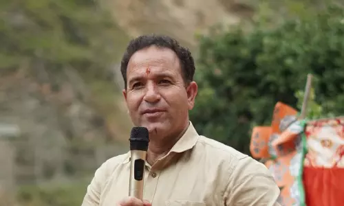 Sunil Sharma ने नेशनल कॉन्फ्रेंस पर वक्फ संशोधन अधिनियम का विरोध करने में निहित स्वार्थ होने का लगाया आरोप Sunil Sharma ने नेशनल कॉन्फ्रेंस पर वक्फ संशोधन अधिनियम का विरोध करने में निहित स्वार्थ होने का लगाया आरोप